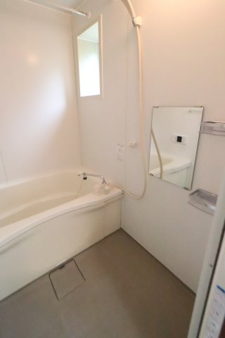 フェイバリット湘南台IIの浴室|※別号室の同仕様の参考写真です。