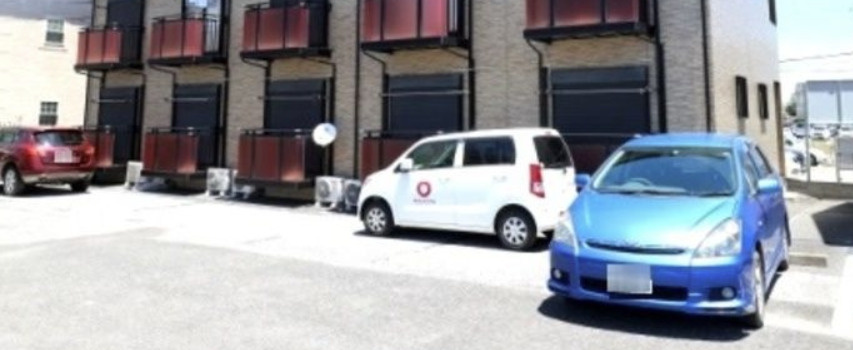 ジュリアの駐車場