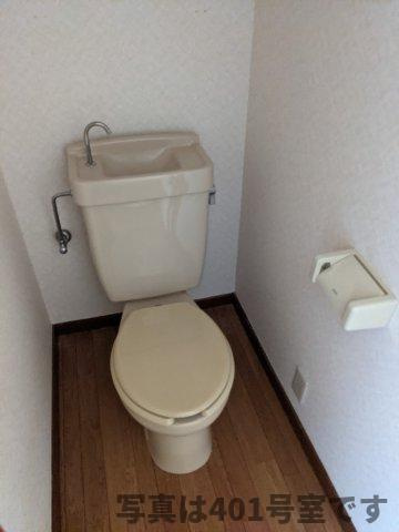 立神マンションのトイレ