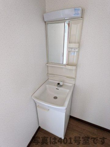 立神マンションの洗面所
