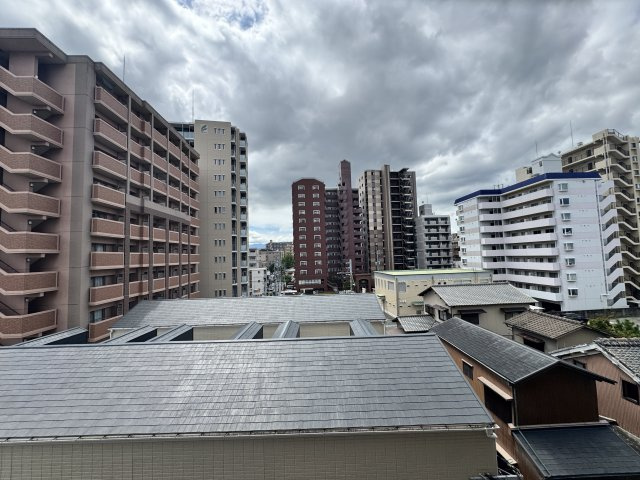 姪浜六丁目シティハウスの展望|南向きで陽当たり良好☆陽当たり、通風ともに良好なので洗濯物がよく乾きそうです！