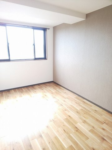 センチュリーヒルズの寝室|開放的な寝室です