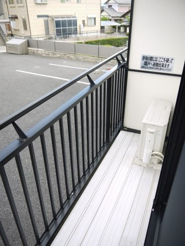 トップハウス長岡のバルコニー|暖かな日差しのふりそそぐバルコニー