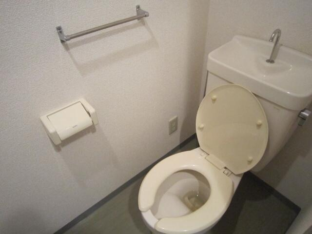 【トイレ】