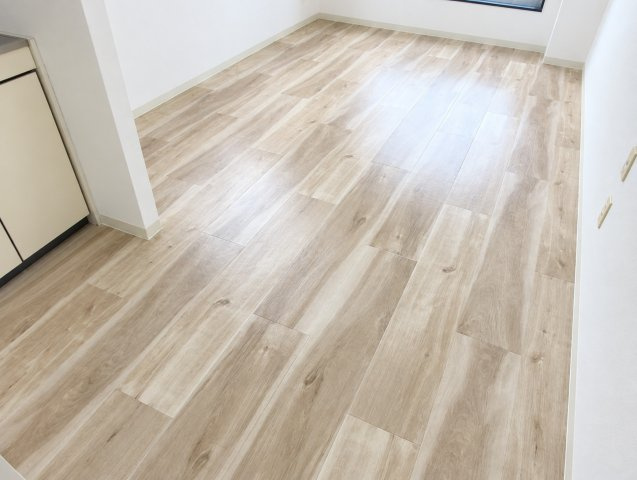 座間市入谷東３丁目の賃貸マンションの内装
