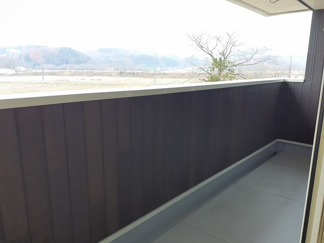 【バルコニー】