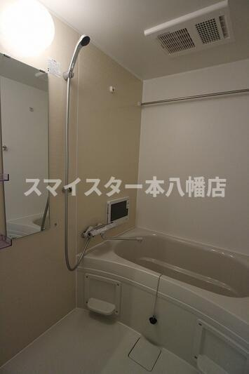 REGALEST浜野の浴室