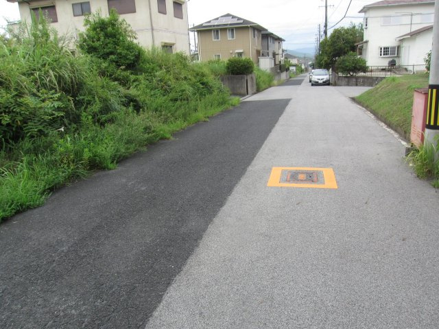【前面道路含む現地写真】の画像