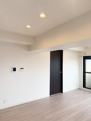 ライオンズマンション旗の台の居間・リビング|ライオンズマンション旗の台：リビングにはダウンライト照明が付いております！