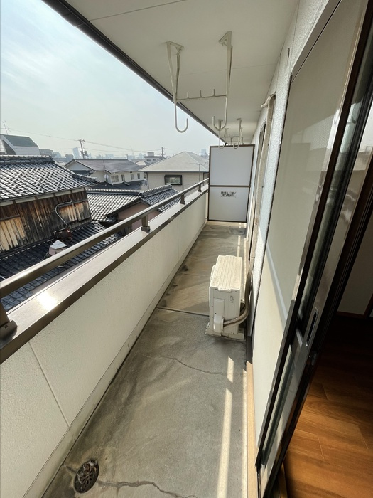 明日香マンションのバルコニー