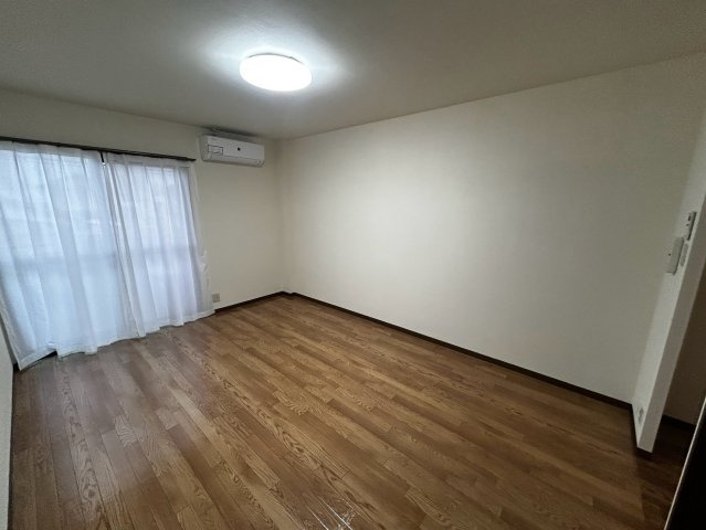 フォブール喜多川Aの居間・リビング