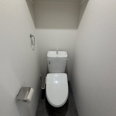 LIVIAZ KITAOSAKA BREZZA