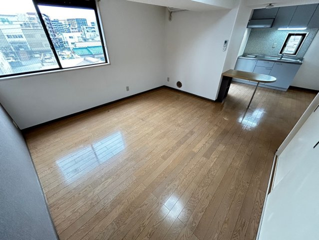 【居間・リビング】