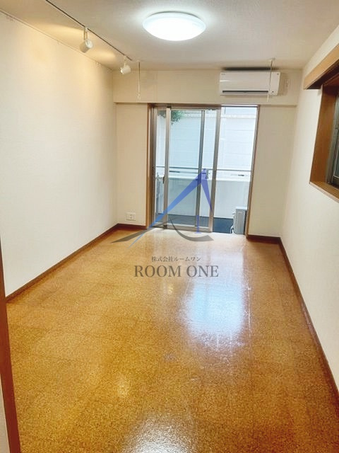 ＹＳＫⅤマンションの居間・リビング|洋室のお部屋です。