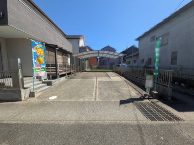 小牧市久保一色南２丁目　中古戸建の駐車場|駐車スペースもあります