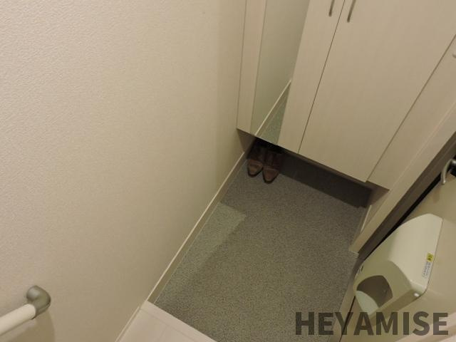 カーサアレテオの玄関|※反転間取りのお部屋の画像です※現況を優先します