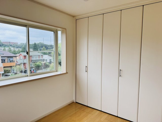 八王子市　城山手　中古戸建ての収納|～収納力の高いクローゼット完備～