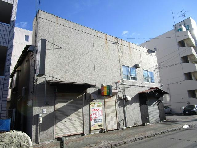 川上町4-1貸店舗の外観