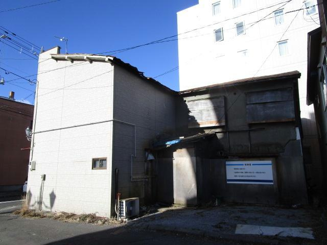 川上町4-1貸店舗の外観