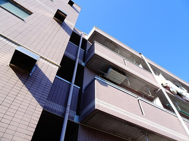 エランドールの外観