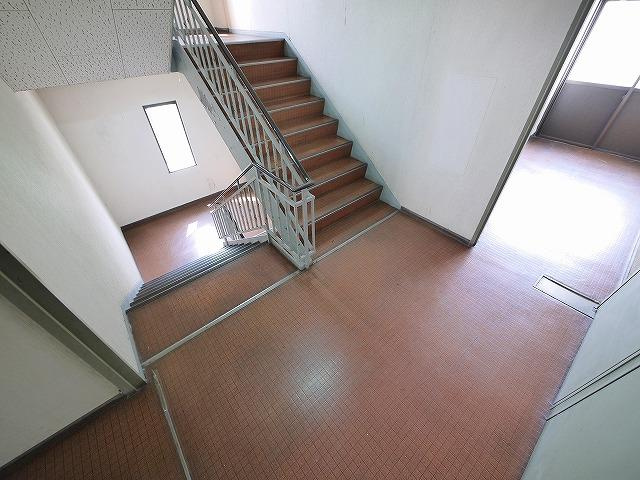 エスティライフあやめ池のその他共用部分|建物の内部です