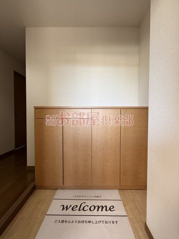 サンライトヒルズ広川の玄関|明るい玄関です