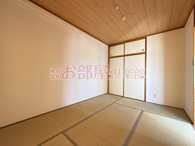 サンライトヒルズ広川の和室|畳の上でゆっくりとくつろげる和室です