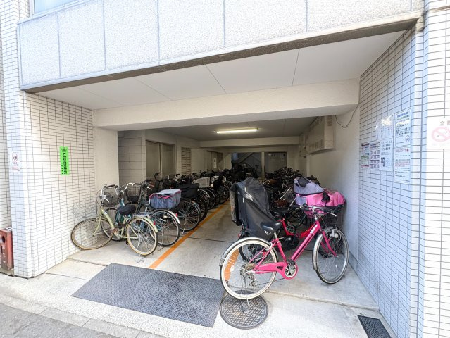 ハイマート入谷の駐輪場|ハイマート入谷：敷地内に駐車場、駐輪場ございます！（空き要確認）
