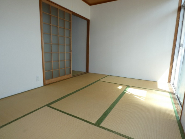 リバティアパートの和室