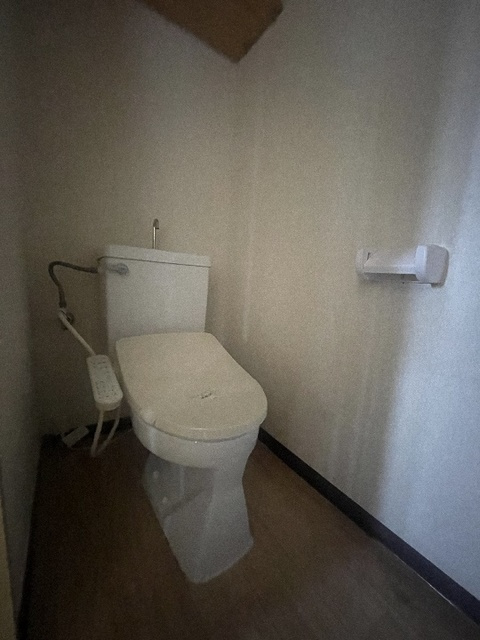 成広京町マンションのトイレ