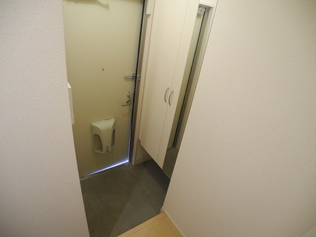 リヴィエール　ウィットの玄関|※室内画像は別号室のもの