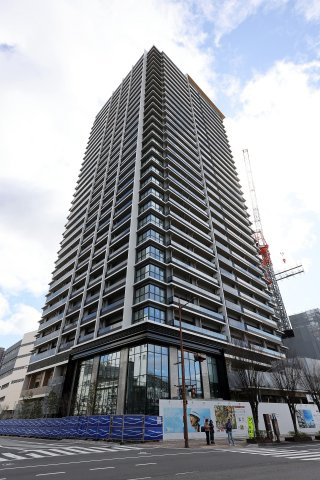 プラウドタワー岡山の外観