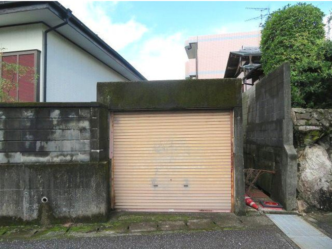 高知市南河ノ瀬町の中古一戸建の庭