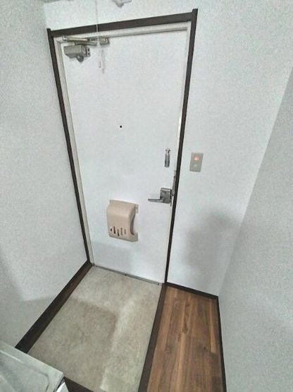 【玄関】