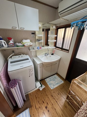 中古住宅　加野1丁目の脱衣所