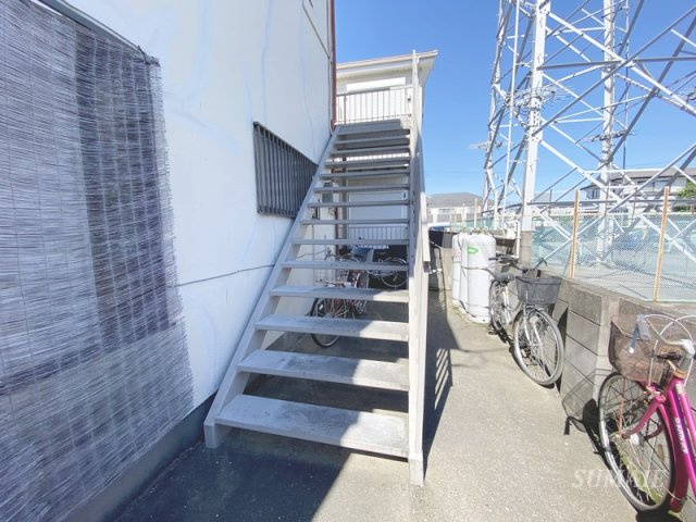 日進サンハイムのその他共用部分|共用階段です☆