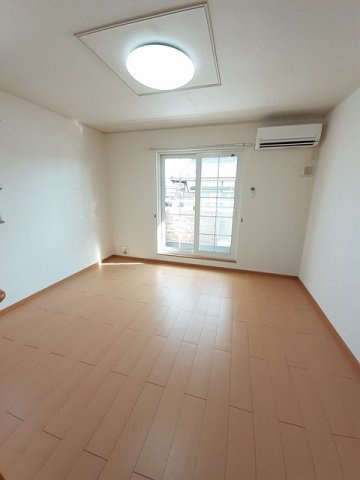 ライトハウス　南館の居間・リビング|おしゃれな居間です