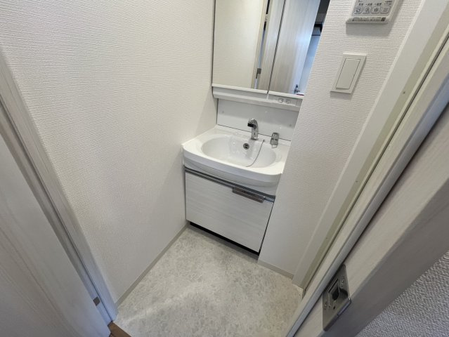プレサンス神戸キュリオのバルコニー|同物件別部屋写真