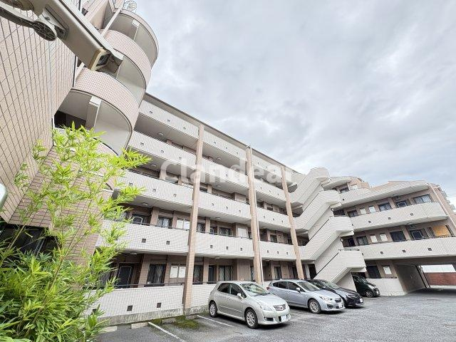 ベルモント梅島の外観|ドキドキの新生活も、安心してスタート。ぴったりの住まいを見つけませんか？クランディアが一緒に住まい選びをサポートします‼　まずは、お気軽にお問合せください　＃クランディア