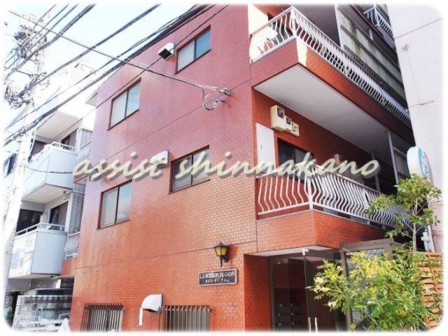 メゾンシルクロードの外観