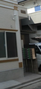 中野区中野６丁目のアパートのエントランス
