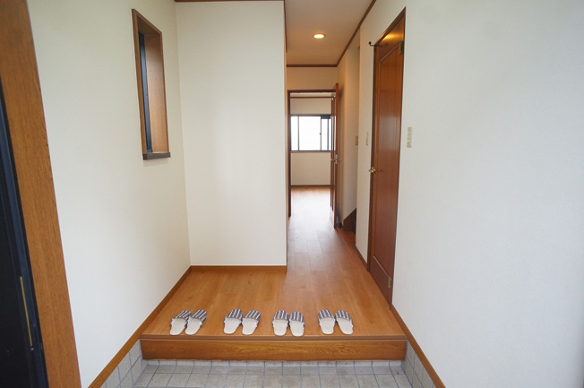 【玄関】 | 八尾市刑部4丁目