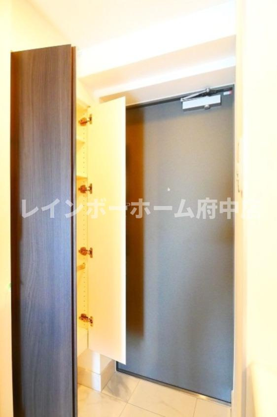 ラフィスタ調布多摩川の玄関