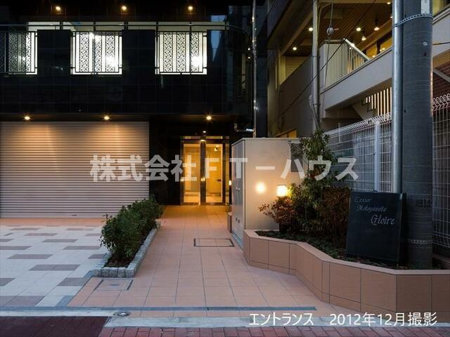 レ・ソール本八幡グローレのエントランス