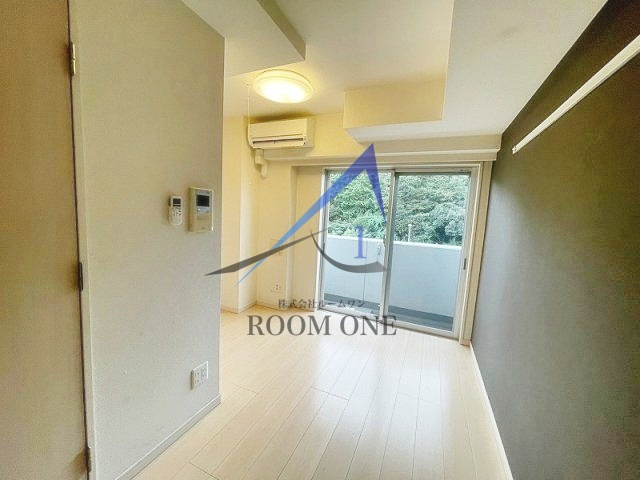 Le-lion代々木の居間・リビング|洋室のお部屋です。