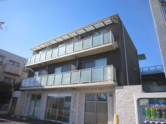 小金井市緑町２丁目の賃貸マンションの外観