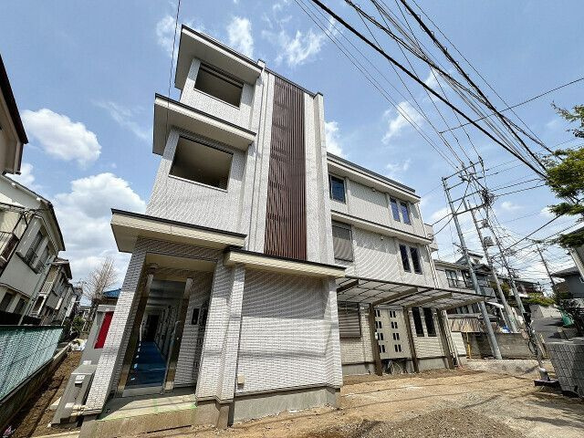 モリス・モルカの外観
