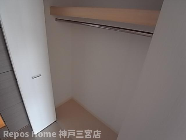 エスリード神戸海岸通の収納
