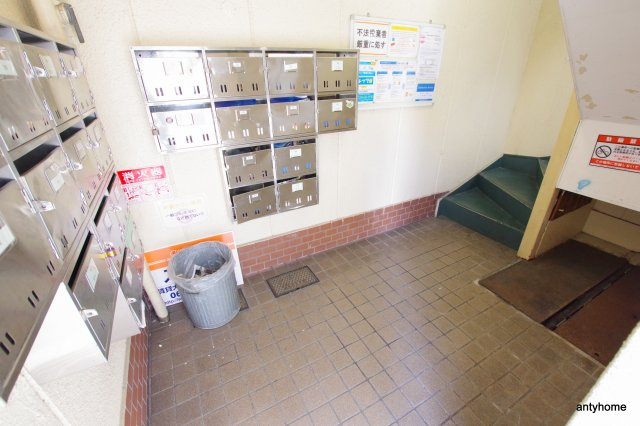 かねまつ東三国マンション　仲介手数料無料のロビー