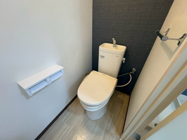メゾンドール富田林のトイレ